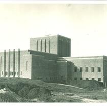 Newly constructed Theatre Building, The University of Iowa, 1936